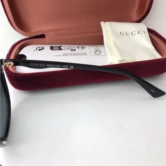 Authentic GUCCI WOMENS ROUND/OVAL SHINY BLACK FASHION  display picture 1